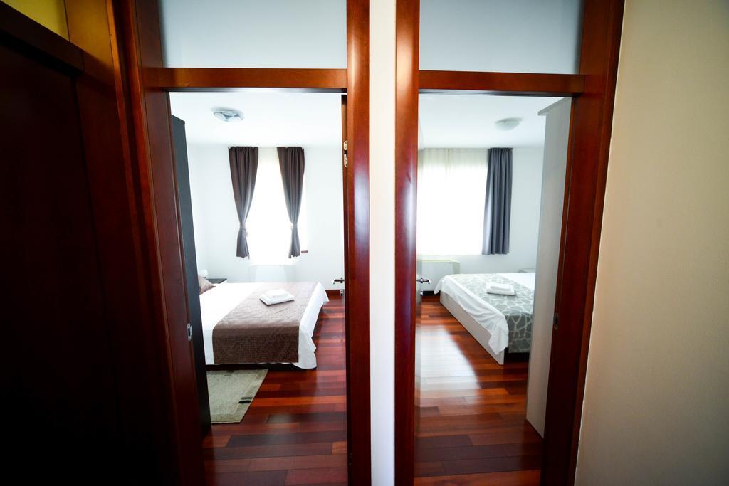 Apartment Mahagony Deluxe Zadar Buitenkant foto